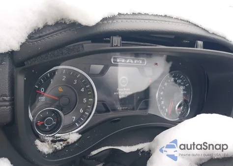 2020 Ram 1500 z USA, uszkodzony, nr VIN 1C6SRFJT4LN413497